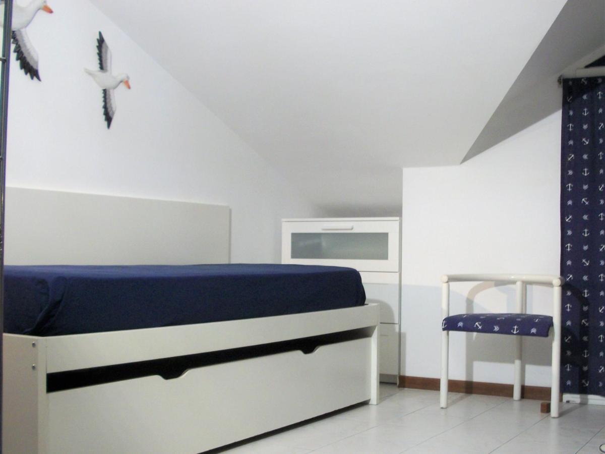 Appartamento - Terrazzo Vivibile Vista Mare, Wi-Fi Gratuito Vallecrosia Exterior foto